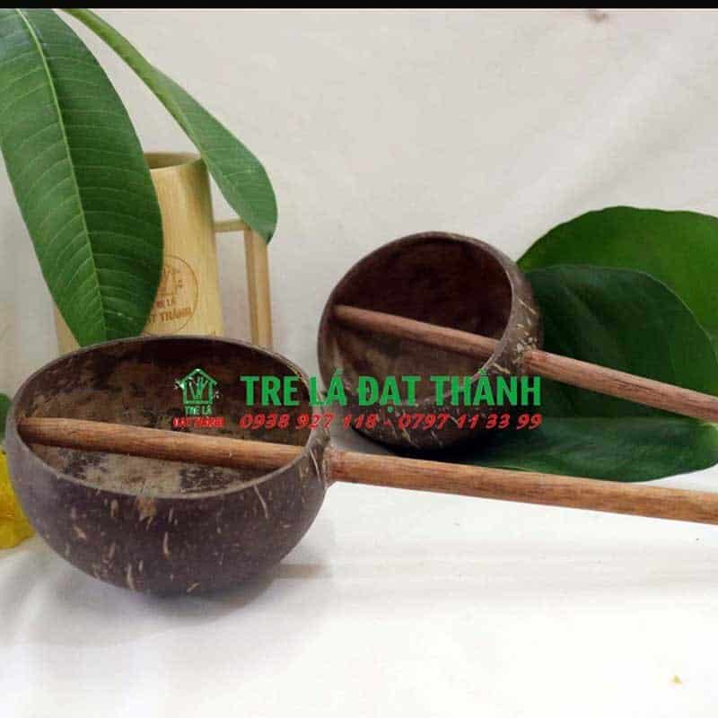 Gáo Dừa Tráng Bánh Cuốn